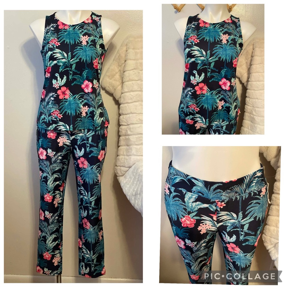 ✨🆕✨Brand New Tommy Bahama Everyday Active Floral Set - Picture 1 of 10